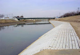 河川
